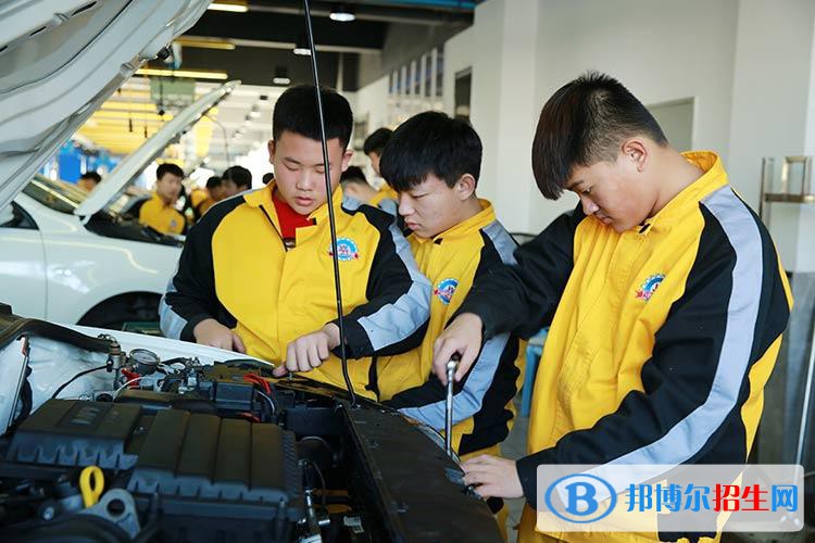 广州2021年设有汽修学校的公办大专学校