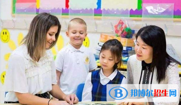杭州2021年女生在中专学校学什么好