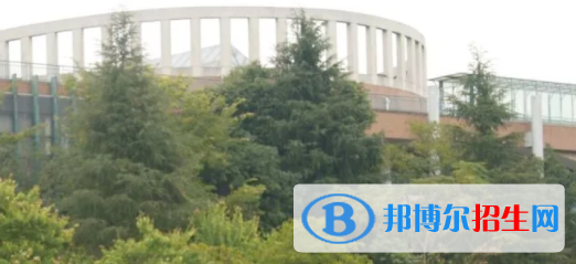 成都2021年中专和高中的区别