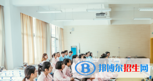 成都2021年中专可以考什么证