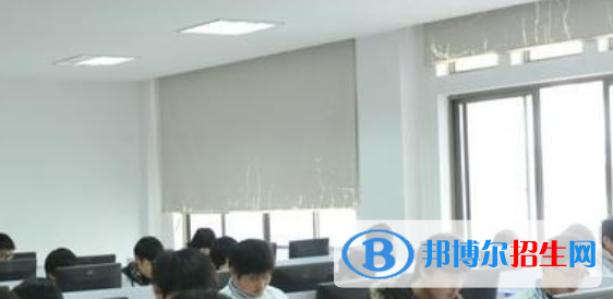 四川2021年大专跟中专有什么区别