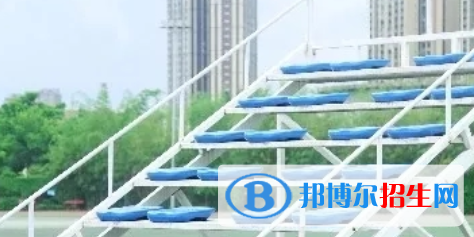 四川2021年高中和中专的区别