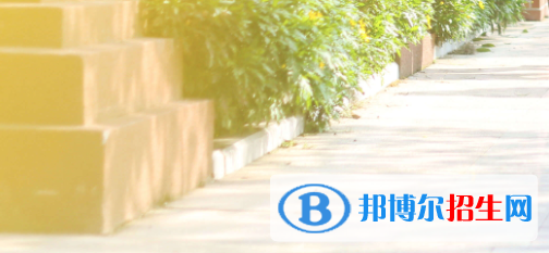 四川2021年中专好还是高中好