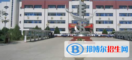 兰州2021年男生上什么中专学校比较好