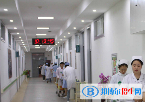 邢台2021年卫校好还是大专好