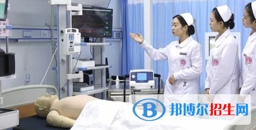 成都2021年高等护理学校大专学校