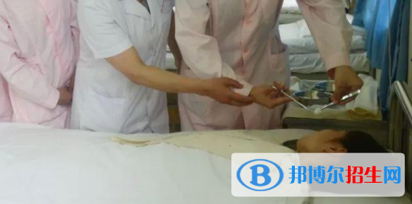 成都2021年初中生不去护理学校怎么办