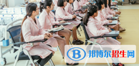 成都2021年初中生可以上什么护理学校