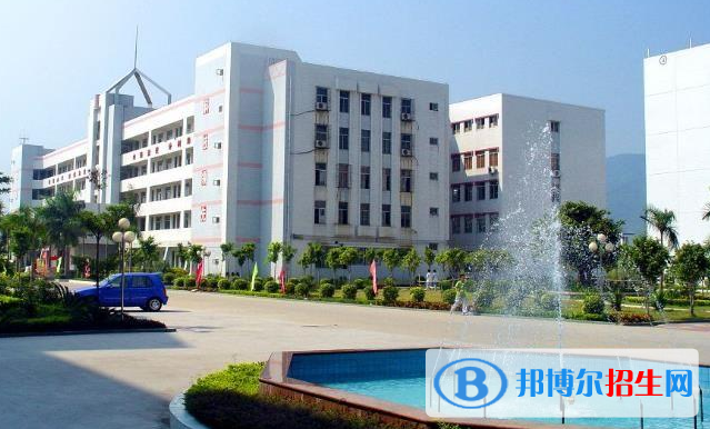 河北2021年大专好还是中专好