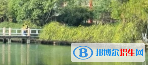 成都2021年女生学护理学校好吗