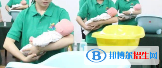 成都2021年护理学校有哪些专业最好