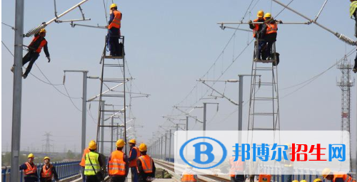 兰州2021年男生适合学的中专专业