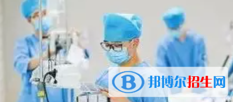 成都2021年护理学校有男生吗