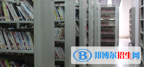 成都2021年可以读护理学校的大专学校