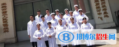 成都2021年初中生读什么护理学校最好