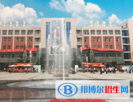 2021高中与中专的区别