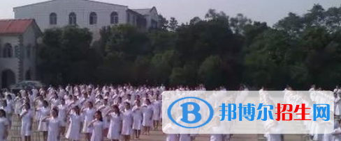 成都2021年护理学校和职高哪个好