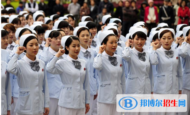 西安2021年男生读卫校好吗