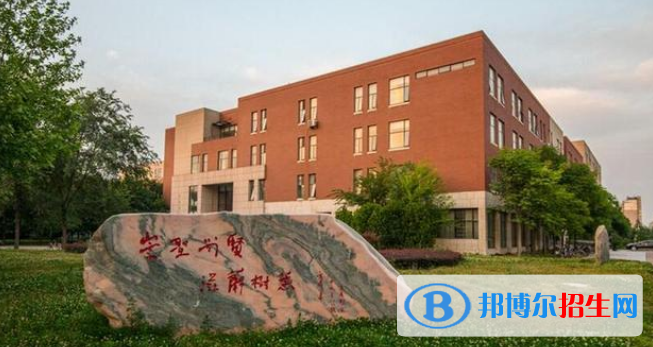 西安2021年适合女生的卫校专业