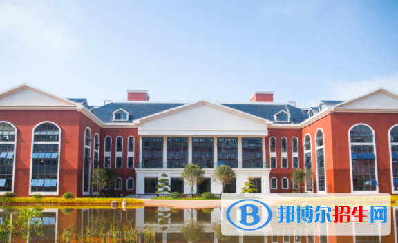 云南经贸外事职业学院