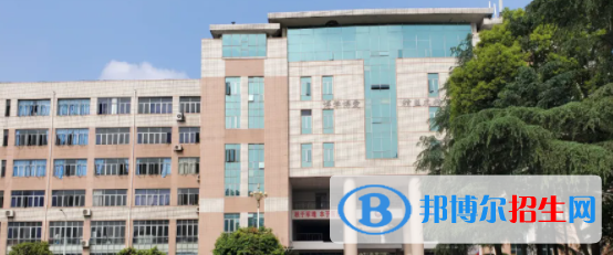 成都2021年护理学校读几年