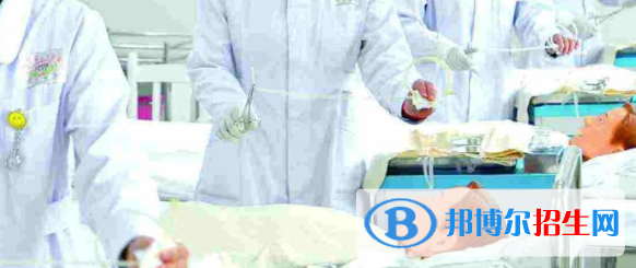 成都2021年去读护理学校学什么对以后好一点