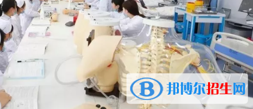 成都2021年护理学校好还是大专好