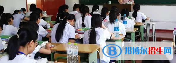 成都2021年有几所护理学校