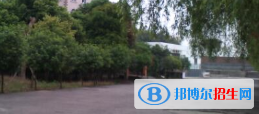 成都2021年护理学校学费多少