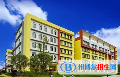 贵州2021年男生初中毕业上幼师学校