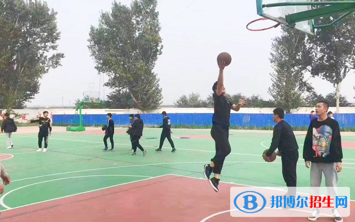石家庄2021年大专和中专哪个好