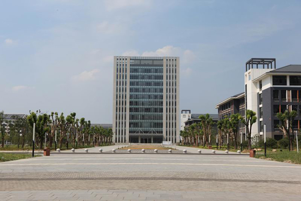 南京2021年哪家中专学校好