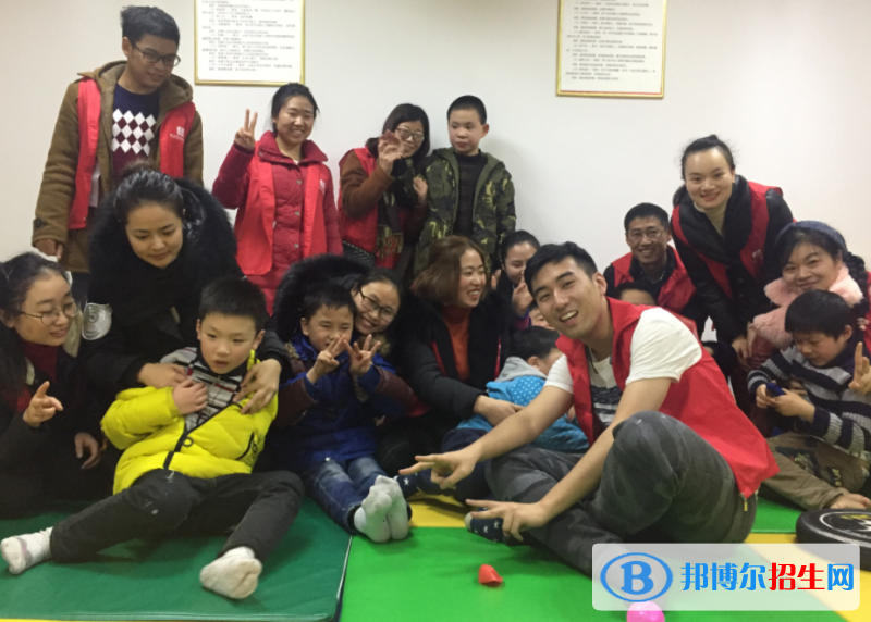 贵州2021年男生上幼师学校学什么专业好