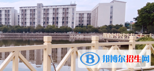 四川2021年初中生可以读哪些计算机学校