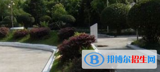 四川2021年有哪些计算机学校比较好