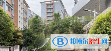 四川2021年男生学什么计算机学校好