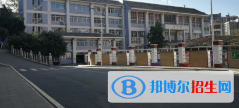 四川2022年女生读计算机学校好吗