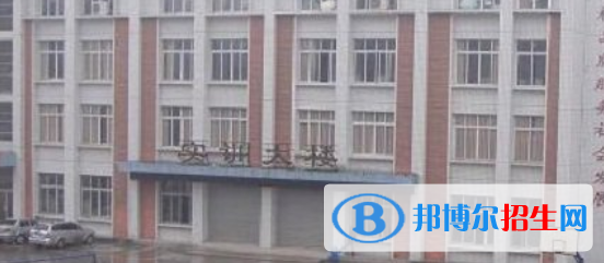 四川2022年去读计算机学校学什么对以后好一点