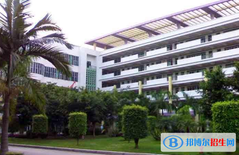 西安交通大学医学院附设卫生学校招生2022年办联系电话