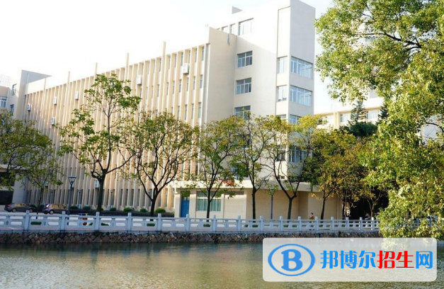 安康地区卫生学校2022年报名条件、招生要求、招生对象