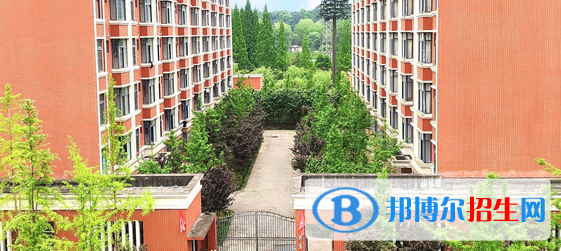 乐山市医药科技高级技工学校成都校区2022年宿舍条件