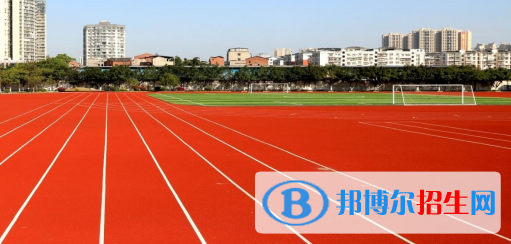 四川2022年读计算机学校一年要多少钱