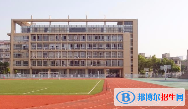 保定明星汽车工程学校图片