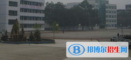 四川2022年计算机学校是中专还是大专