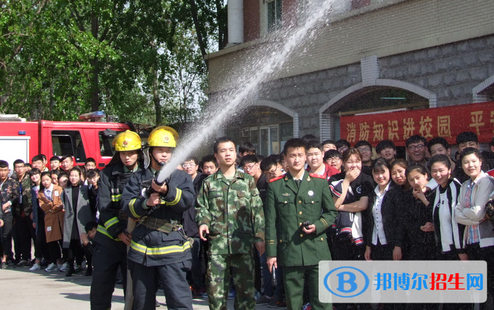 保定工业学校2022年招生办联系电话