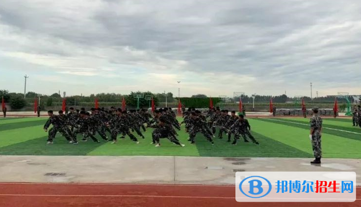 保定技师学院2022年招生办联系电话