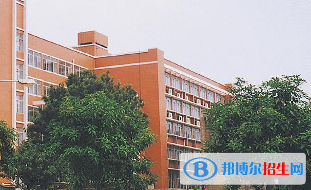 邢台工业学校2022年招生办联系电话