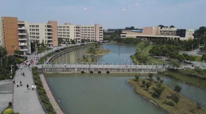 四川铁道职业学院2022年招生代码