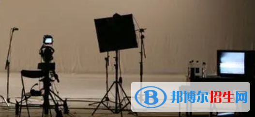 成都2022年计算机学校专业学什么