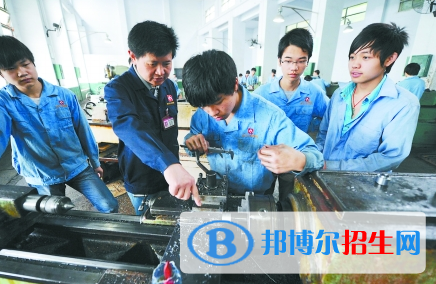 邯郸2022年适合男生的中专学校专业